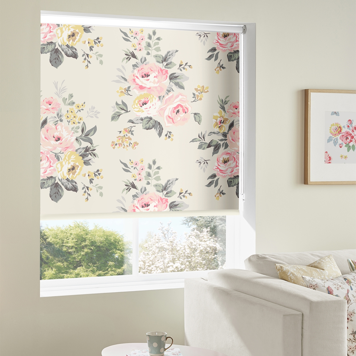 Product photograph of Cath Kidston Vintage Bunch Multi Roller Blind from Choice Furniture Superstore.